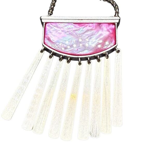 Kendra Scott Ellen Fringe Pink Pearl Stone - Picture 1 of 4